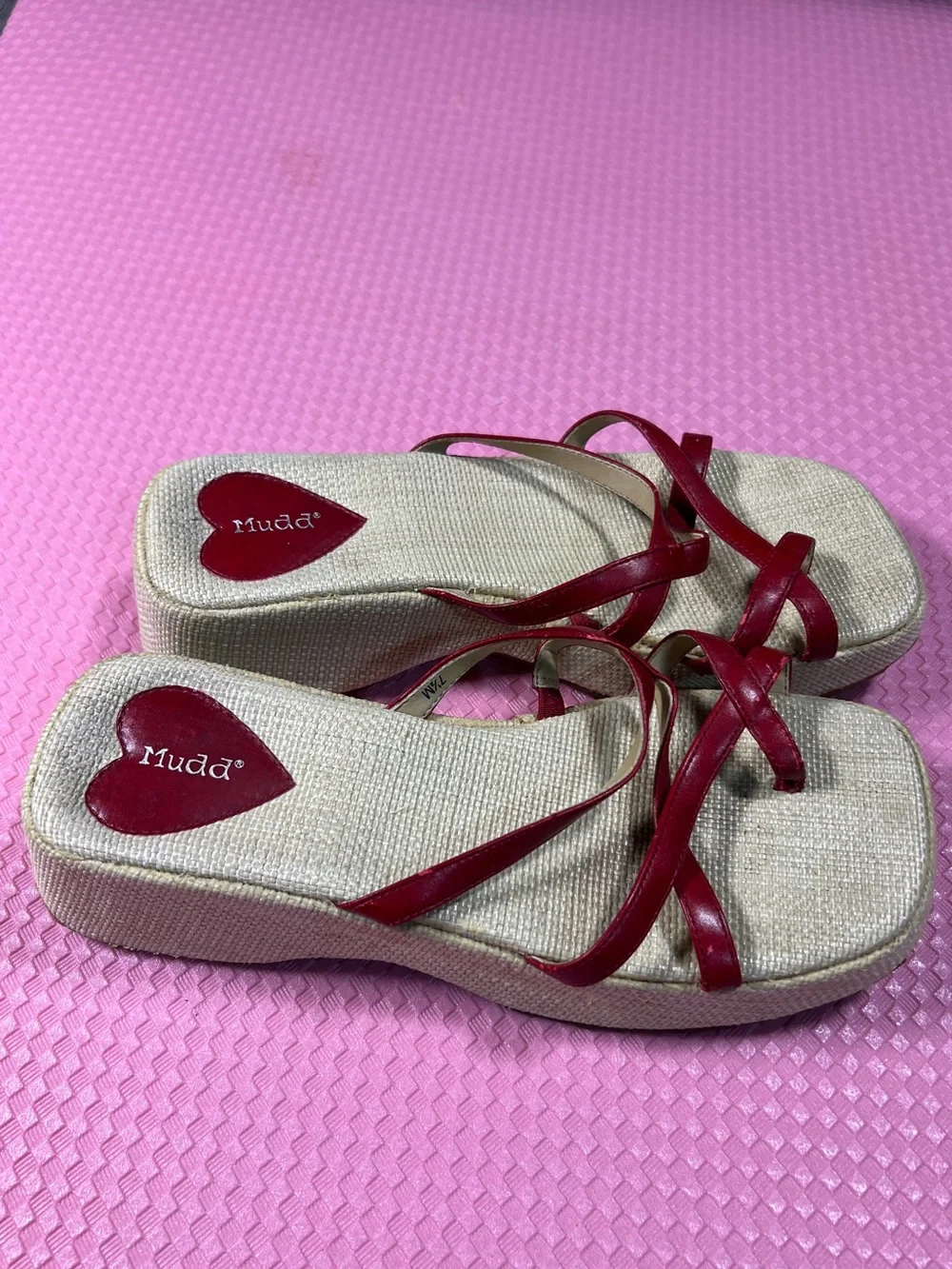Y2K Mudd red and beige strappy platform wedge sandals 7.5